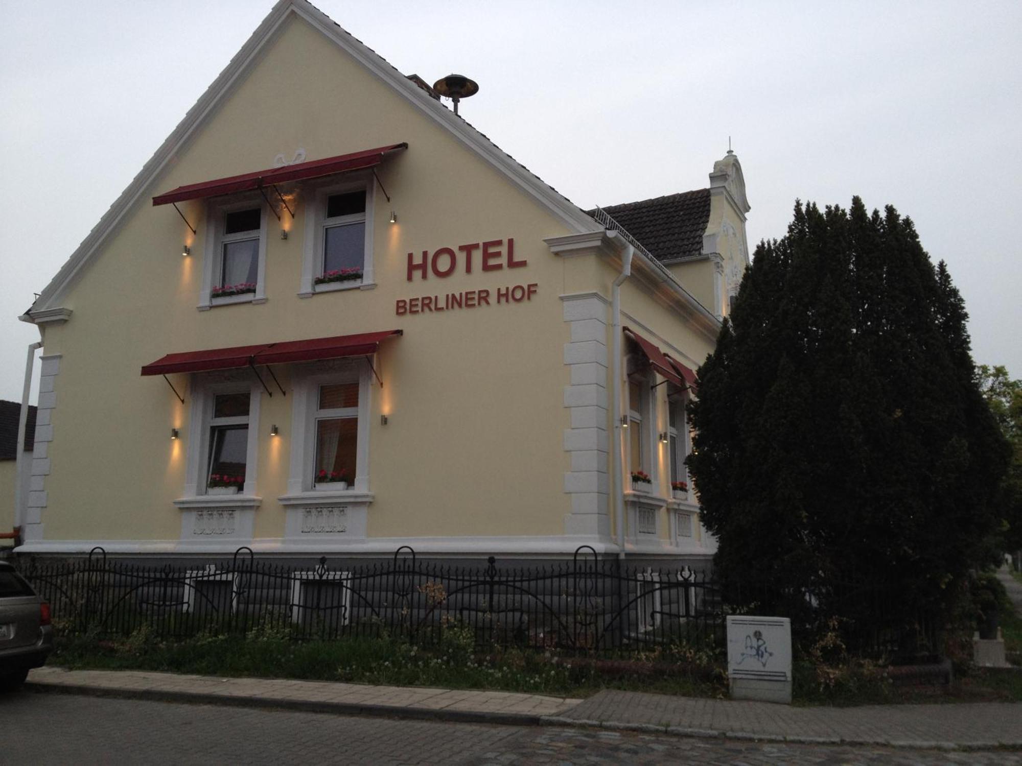 Berliner Hof Hotel Dallgow-Doeberitz Buitenkant foto
