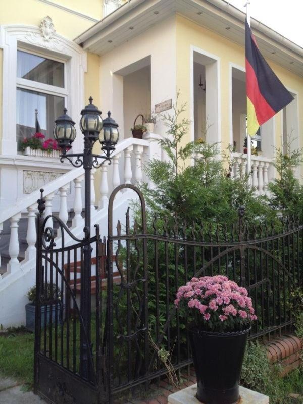 Berliner Hof Hotel Dallgow-Doeberitz Buitenkant foto
